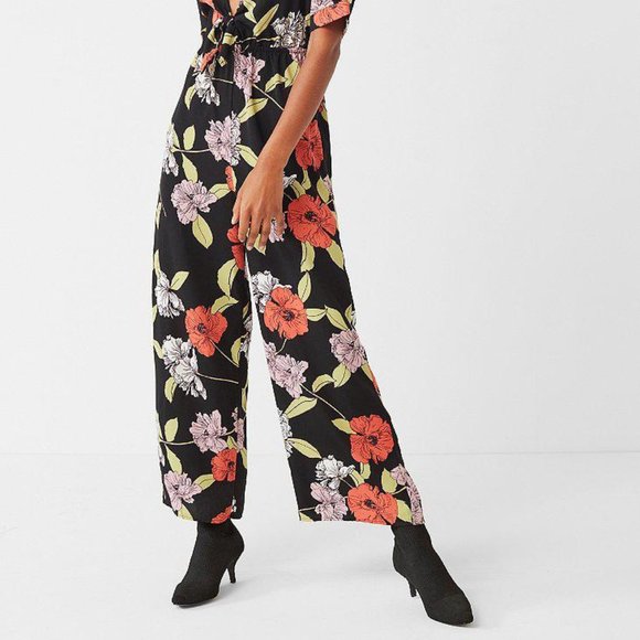 UO Plunging Floral Tie-Front Jumpsuit - Picture 5 of 5